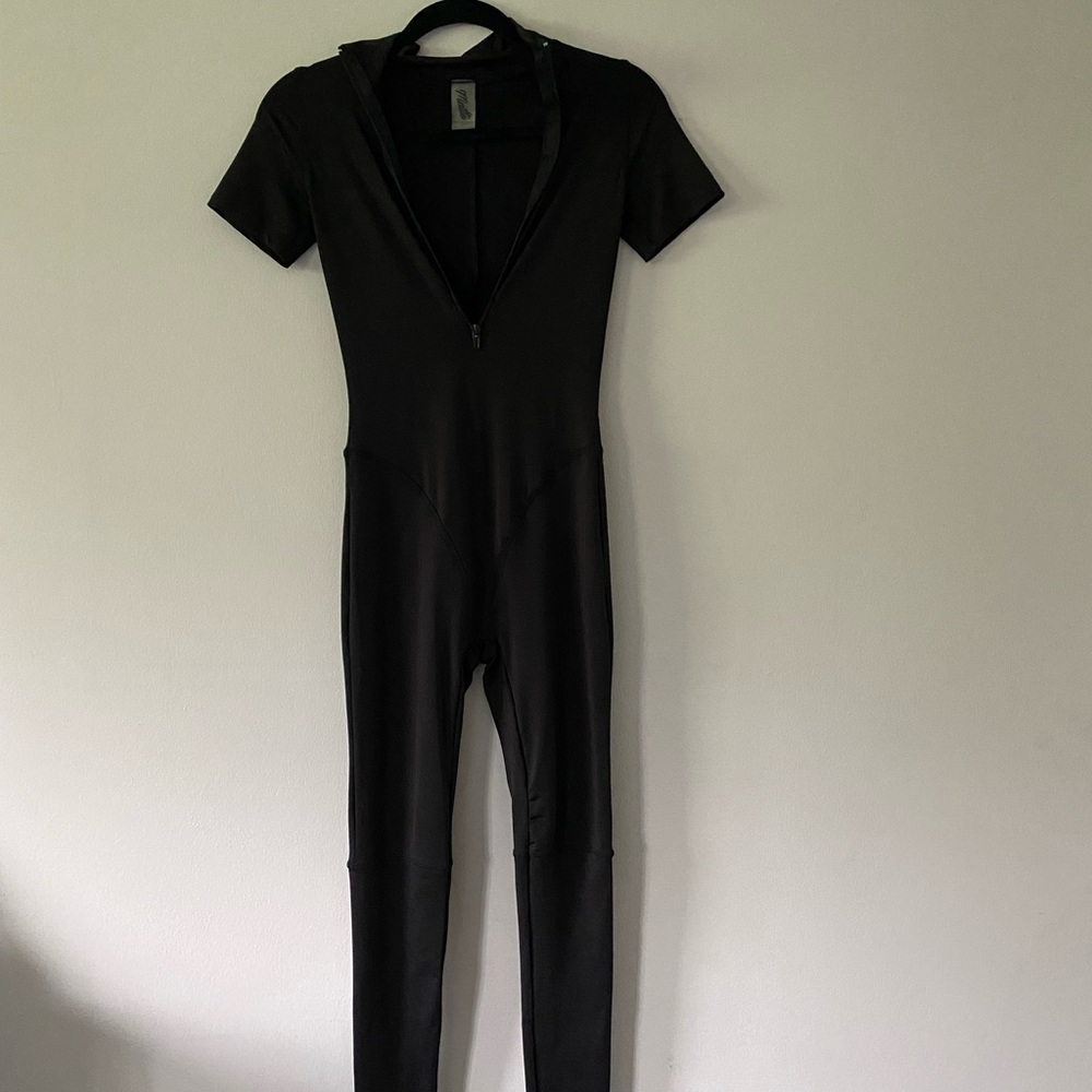 MATTE BRAND- Los Angeles Original Cat Suit